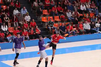 Javi Domingo durante una jugada 