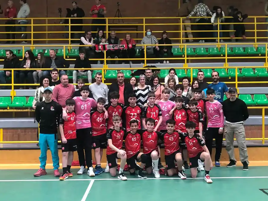 La academia responde con carácter y crecimiento ante una jornada de máxima exigencia