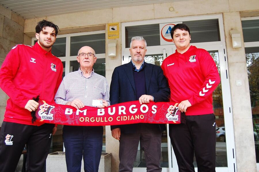 El Programa Carné Joven Europeo apuesta por el balonmano burgalés una temporada más