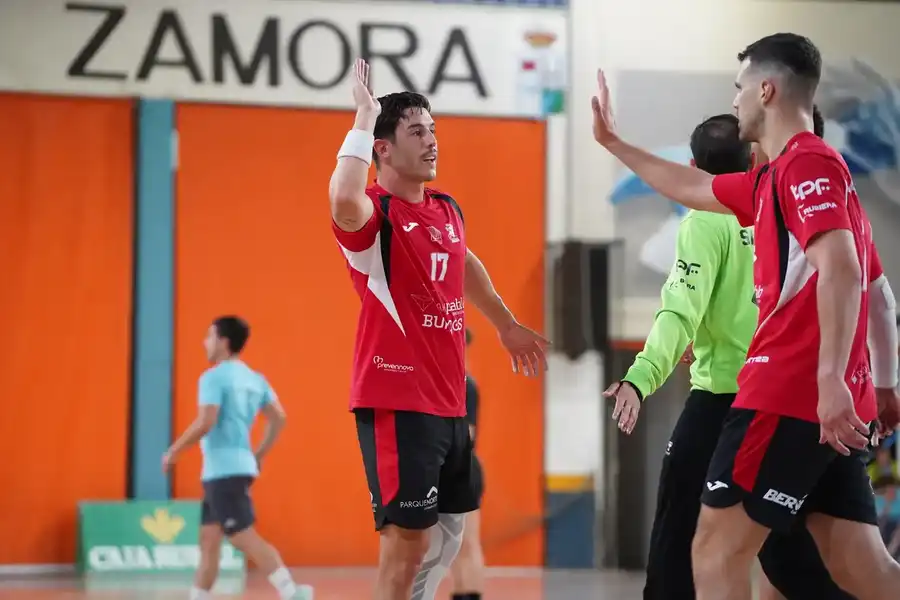 El UBU San Pablo Burgos levanta el telón en Zarautz