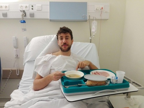 Jorge Gutierrez pasa por el quirofano para solucionar sus problemas en la rodilla