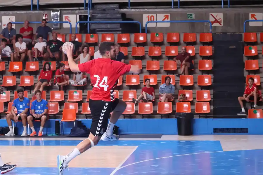 El UBU San Pablo impone su ley ante el Oviedo (38-27)