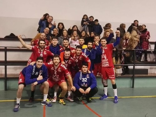 21 - 22 UBU San Pablo da un golpe a la liga ganando en casa del líder Santoña