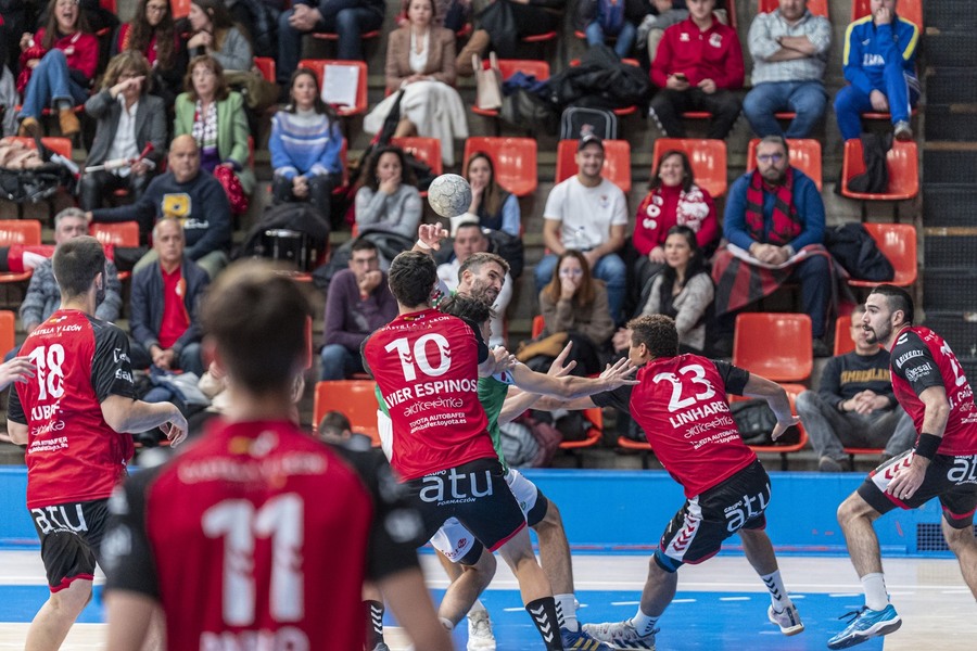 El UBU San Pablo Burgos recibe a Dólmenes Antequera en un duelo de la parte alta de la clasificación