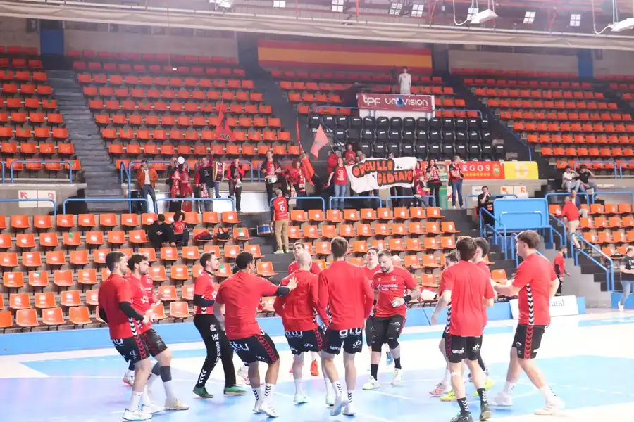 Tomás Moreira, Fabrizio Casanova, Adrián Sánchez, Marcos García, Sergio Sarasola y Gerard Forns no continuarán en el Club Balonmano Burgos