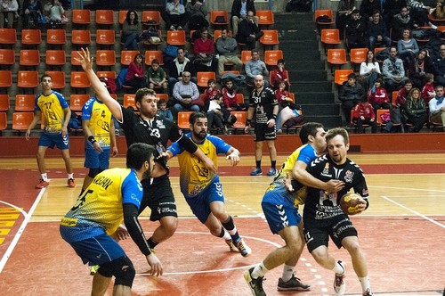 24-17 EL UBU SAN PABLO NO DA OPCIÓN EN EL DERBY AL VILLA DE ARANDA