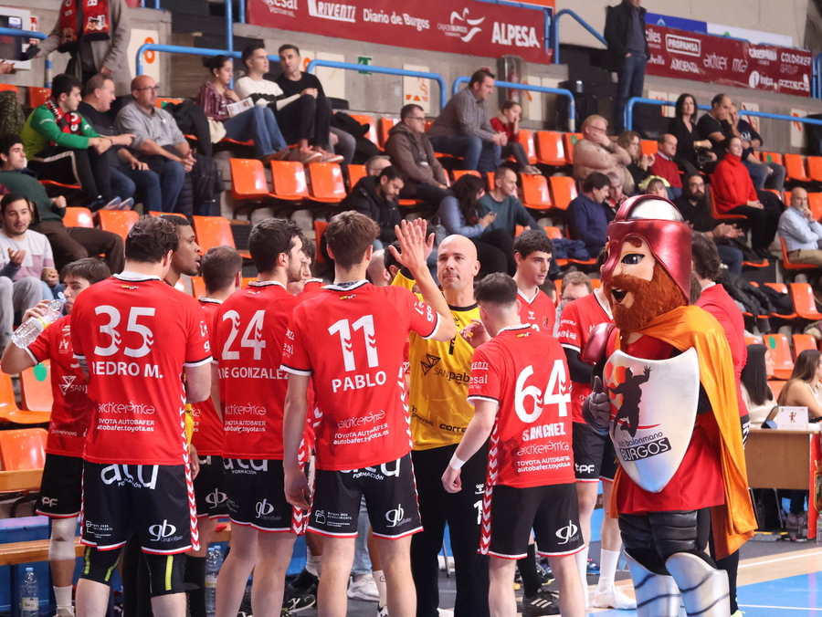 El UBU San Pablo Burgos recibe a un todopoderoso y desconocido Barça Atlètic