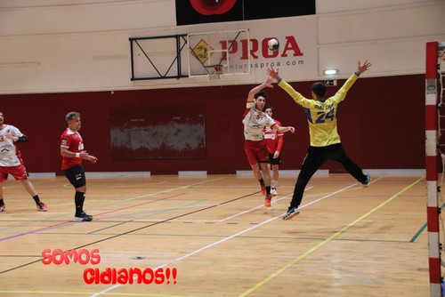 El Balonmano Burgos quiere mantenerse firme en casa